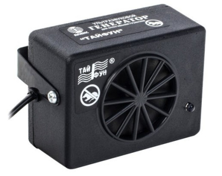 Ультразвуковой отпугиватель грызунов "Тайфун ЛС-600" Ультразвуковой отпугиватель грызунов "Тайфун ЛС-600"